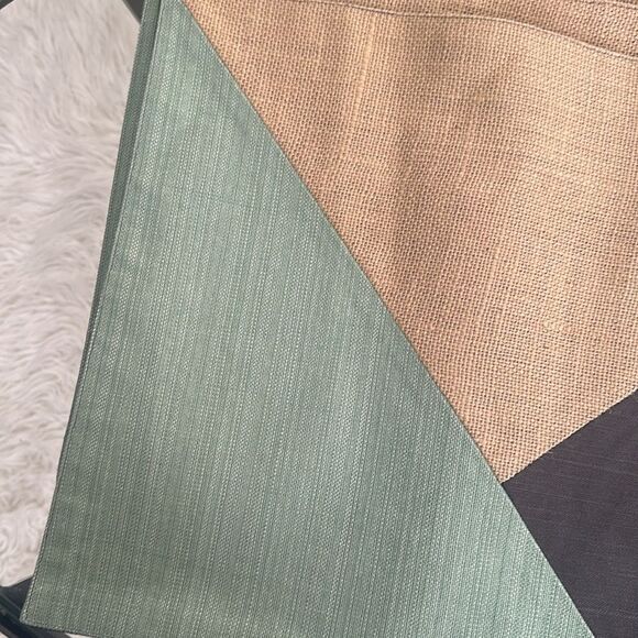 West Elm Geometric Linen Blend Set of 6 Placemats - Picture 2 of 5